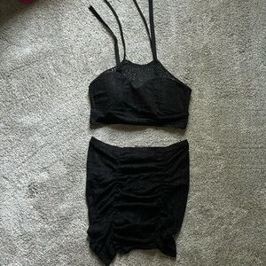 Torrid two-piece swimsuit halter crop tankini high waist skirt size 2